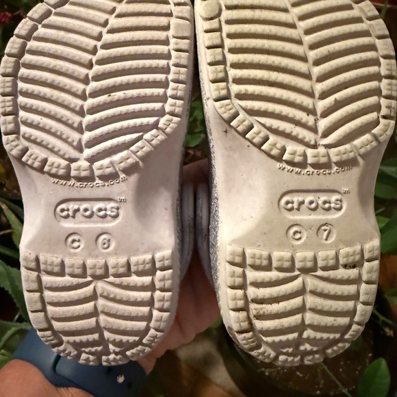 Crocs Lavender Purple Glitter Classic Clog Slip On Waterproof Childs Size 6 - Picture 6 of 7